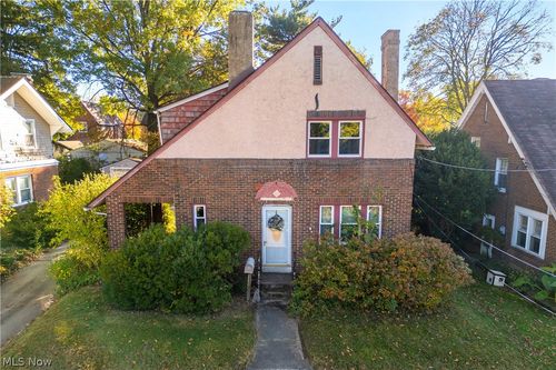 405 Saint Leger Avenue, Akron, OH, 44305 | Card Image