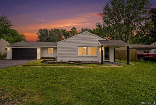 37176 Garvin St, Clinton Twp, MI, 48036-2537 | Card Image