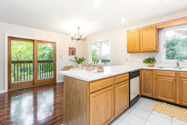 7 Di Donna Ct, Townhouse with 2 bedrooms, 2 bathrooms and null parking in Clifton NJ | Image 13