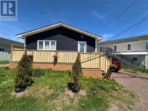 29 Circular Rd, Botwood, NL, A0H | Card Image