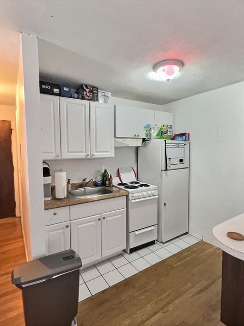 apt-23-1039 Commonwealth Ave, Boston, MA, 02215-1015 | Card Image