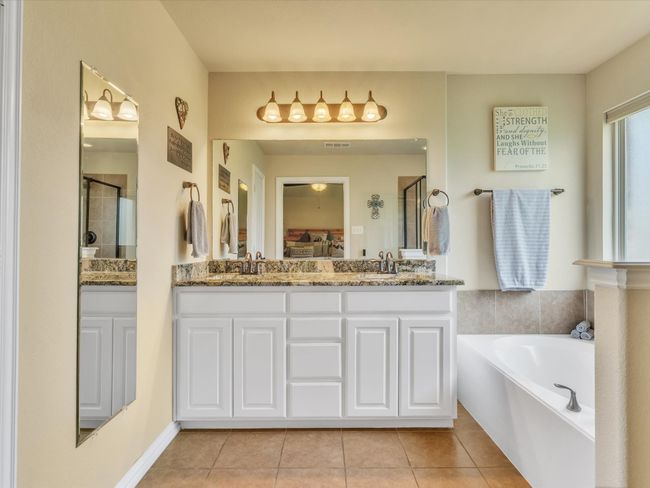 8645 Running River Ln, House other with 3 bedrooms, 2 bathrooms and null parking in Fort Worth TX | Image 31
