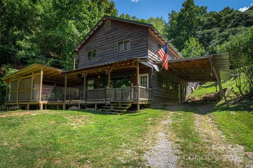 1145 Woolyshot Branch Rd, Hot Springs, NC, 28743-7117 | Card Image