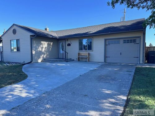 200 Beacon Dr, Idaho Falls, ID, 83402-2244 | Card Image