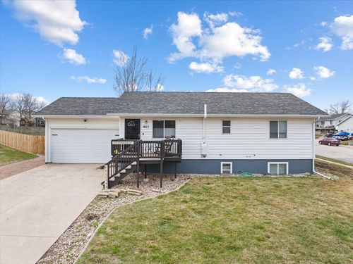807 S 32nd St, Spearfish, SD, 57783-9755 | Card Image