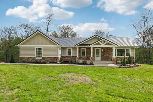 574 Hollow Rd, Enon Valley, PA, 16120-1812 | Card Image