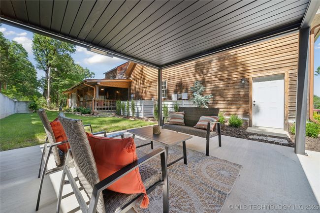 20119 E Willis Rd, House other with 3 bedrooms, 3 bathrooms and null parking in Tahlequah OK | Image 46