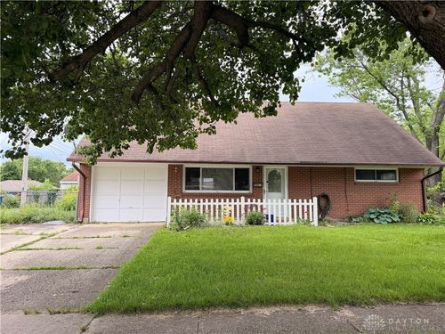 5807 Rosebury Dr, Huber Heights, OH, 45424-4353 | Card Image