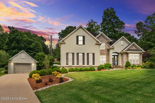 105 Flagstone Ct, Elizabethtown, KY, 42701-6831 | Card Image