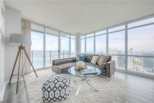 4512-15 Fort York Boulevard, Toronto, ON, M5V3Y4 | Card Image