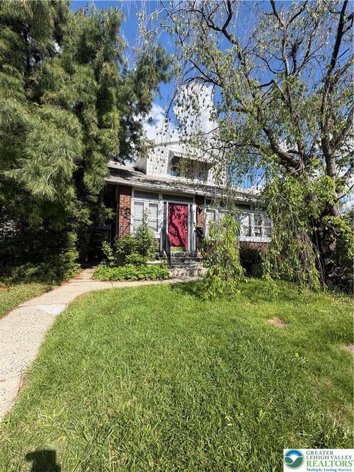 743 6th Street, Whitehall Twp, PA, 18052 | Card Image