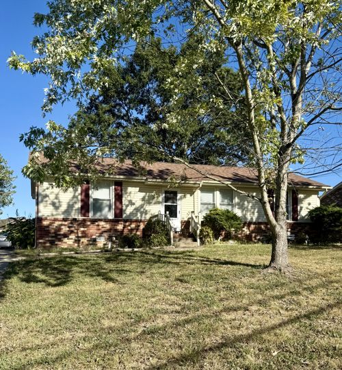237 Evergreen Cir, Hendersonville, TN, 37075 | Card Image