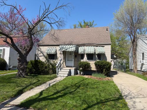 19421 Elkhart St, Harper Woods, MI, 48225-2164 | Card Image