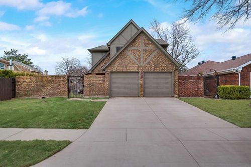 6736 Phoenix Pl, Plano, TX, 75023-3747 | Card Image