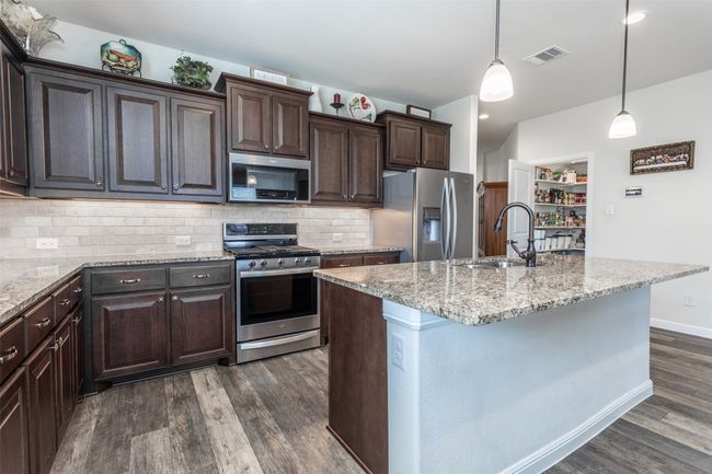 3236 Camden Creek Rd, House other with 4 bedrooms, 2 bathrooms and null parking in Krum TX | Image 25