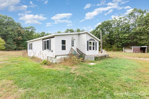 2456 Dane St, Gowen, MI, 49326-9318 | Card Image