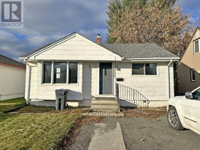 135 Christina St E, Home with 3 bedrooms, 1 bathrooms and null parking in Thunder Bay ON | Image 3