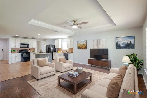 400 E Gemini Ln, Killeen, TX, 76542-3071 | Card Image