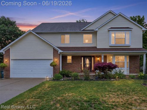 6729 Eckerman Dr, Troy, MI, 48085-1279 | Card Image