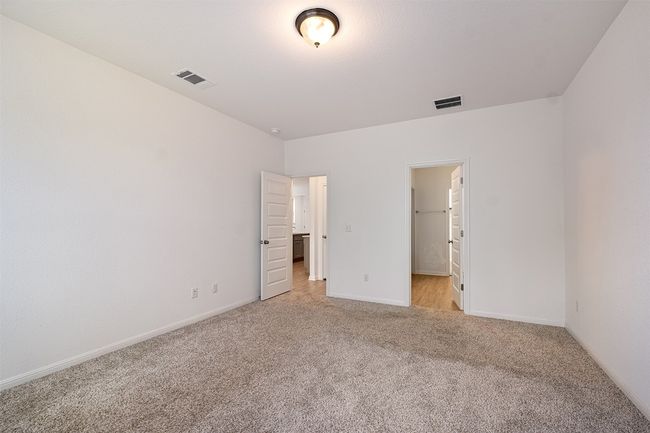 12009 Curlin Cv, House other with 4 bedrooms, 3 bathrooms and 6 parking in Buda TX | Image 13