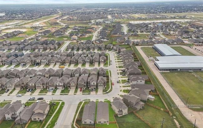 21607 Cypress Trellis Dr, House other with 4 bedrooms, 4 bathrooms and 2 parking in Cypress TX | Image 6