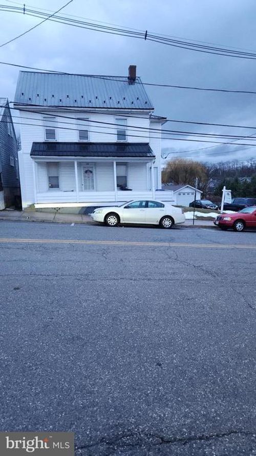 29 N Main St, SMITHSBURG, MD, 21783 | Card Image
