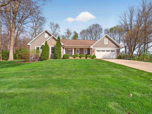 67483 Kensington Dr, Goshen, IN, 46526-7349 | Card Image