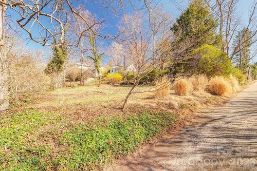 99999 Gilbert Street, Asheville, NC, 28804 | Card Image