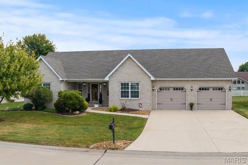 316 Ratz Dr, Granite City, IL, 62040-6638 | Card Image