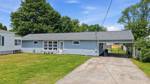 434 Cilley Road, Manchester, NH, 03103 | Card Image