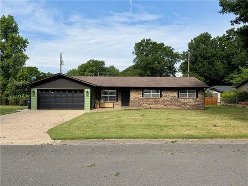 603 Mobile Ave, Russellville, AR, 72801-4437 | Card Image