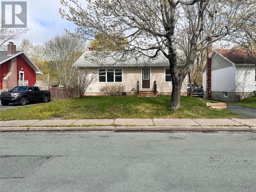16 Hatcher St, St. John's, NL, A1B1Z2 | Card Image