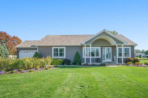 65650 Tropicana Avenue, Goshen, IN, 46528-7909 | Card Image