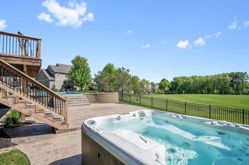9566 212th St W, Lakeville, MN, 55044-7321 | Card Image