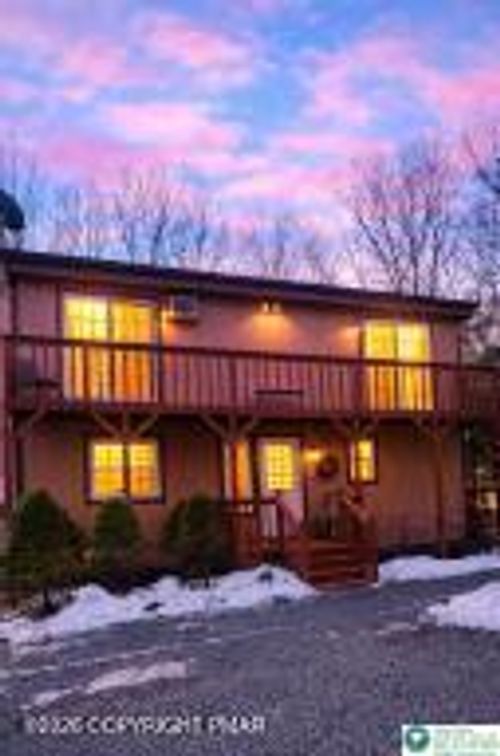 24 Van Doren Mews, Albrightsville, PA, 18210-2313 | Card Image