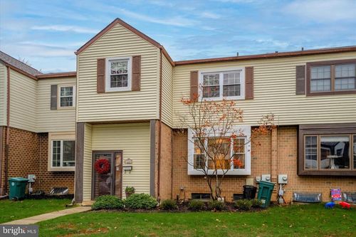 206 Birch Dr, LAFAYETTE HILL, PA, 19444-2104 | Card Image