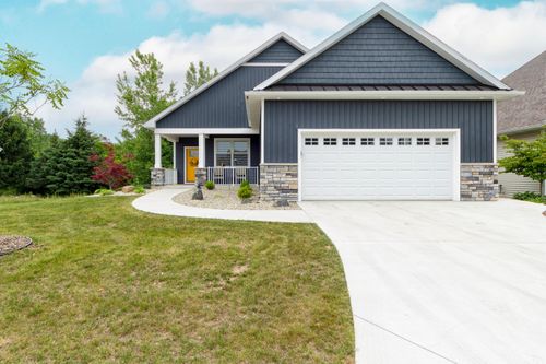 5332 Harborview Pass, Kalamazoo, MI, 49009-5827 | Card Image