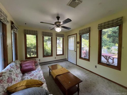 216 Glenwood Ln, Port Jefferson, NY, 11777-1507 | Card Image