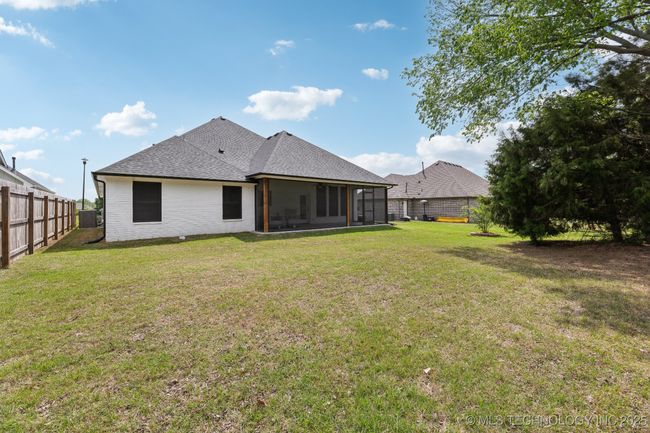 9218 N 141 St East Ave, House other with 3 bedrooms, 2 bathrooms and null parking in Owasso OK | Image 31