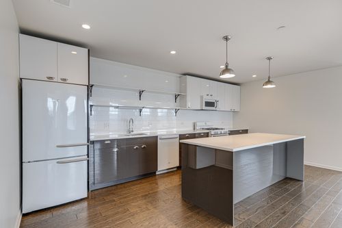 304-115 Lake St, Libertyville, IL, 60048-1800 | Card Image