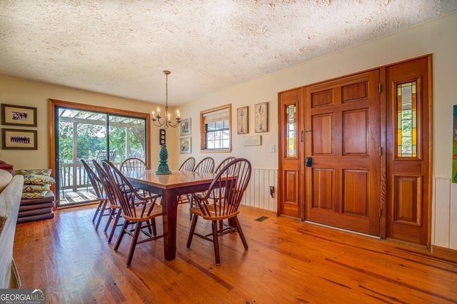 393 Templeton Cir, House other with 3 bedrooms, 2 bathrooms and 2 parking in Mansfield GA | Image 18