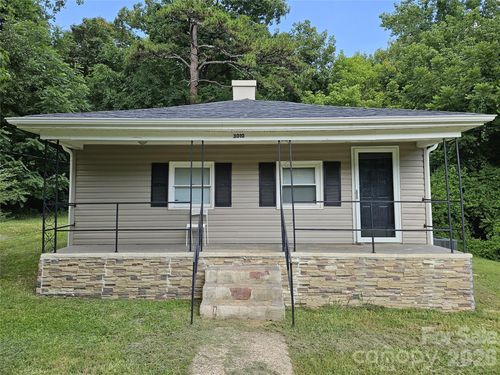 3010 Capitol Dr, Charlotte, NC, 28208-5810 | Card Image