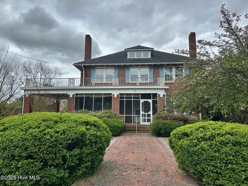 501 1st St W, Ahoskie, NC, 27910-3013 | Card Image