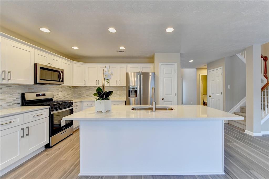 Dunlin Lake Rd, Lawrenceville, GA 30044