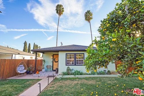 14828 Saticoy St, Van Nuys, CA, 91405-1469 | Card Image