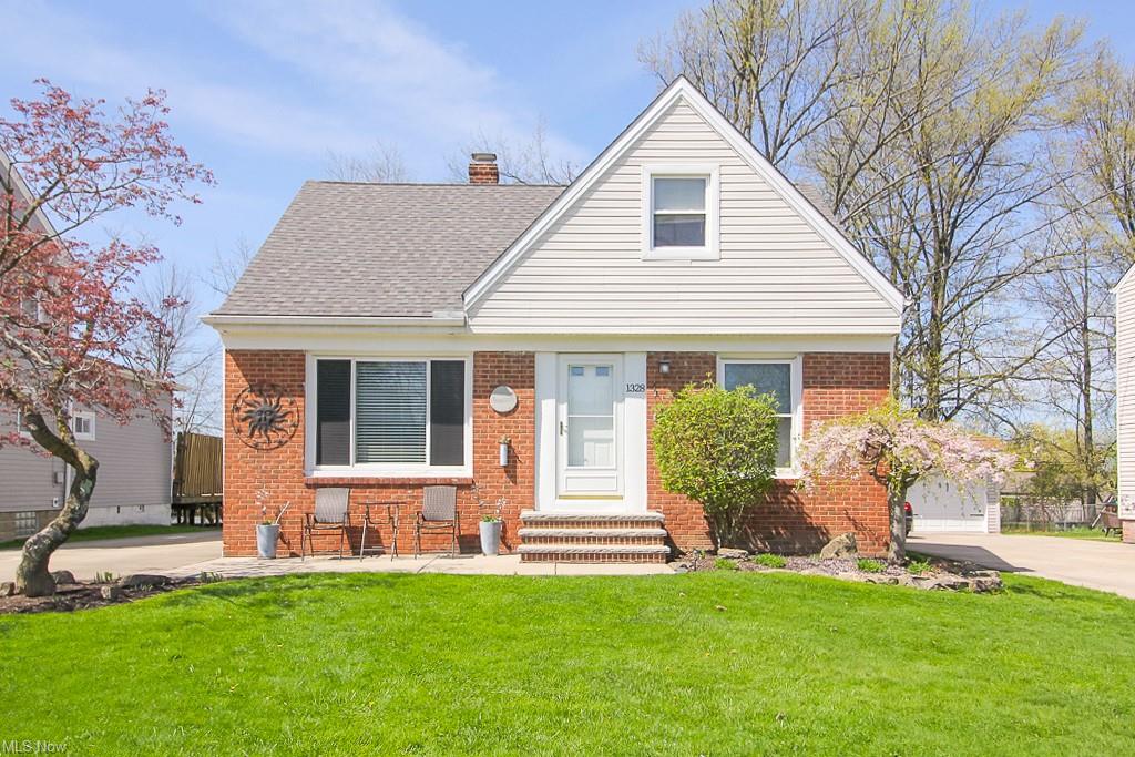 1328 Belrose Road, Sold in Mayfield Heights Zoocasa