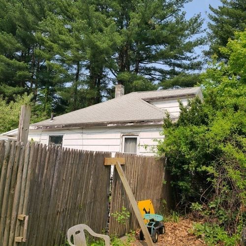 301 Tinkham Rd, Springfield, MA, 01129-1957 | Card Image