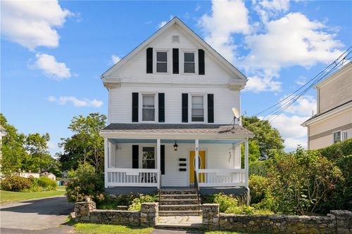 7 Caswell Ave, Newport, RI, 02840-5807 | Card Image