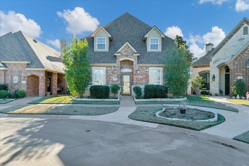 3300 Fountain Way, Granbury, TX, 76049-3107 | Card Image
