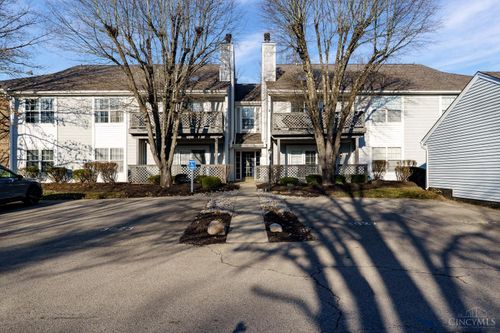 3021 Stratford Ct, Loveland, OH, 45140-8237 | Card Image